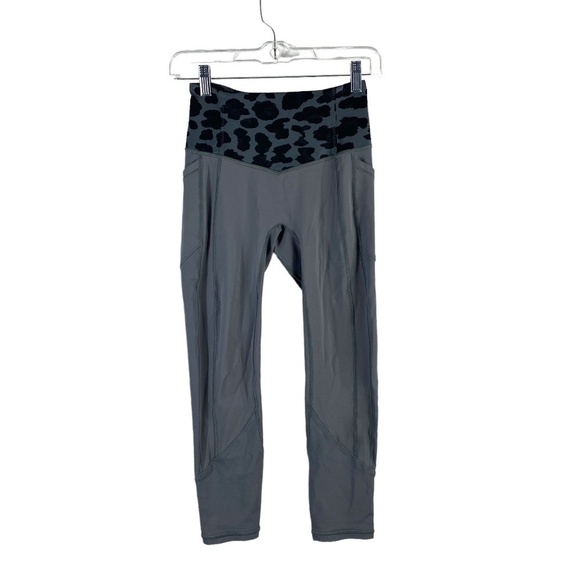 Lululemon All the Right Places Slate Leopard Crop SZ 4